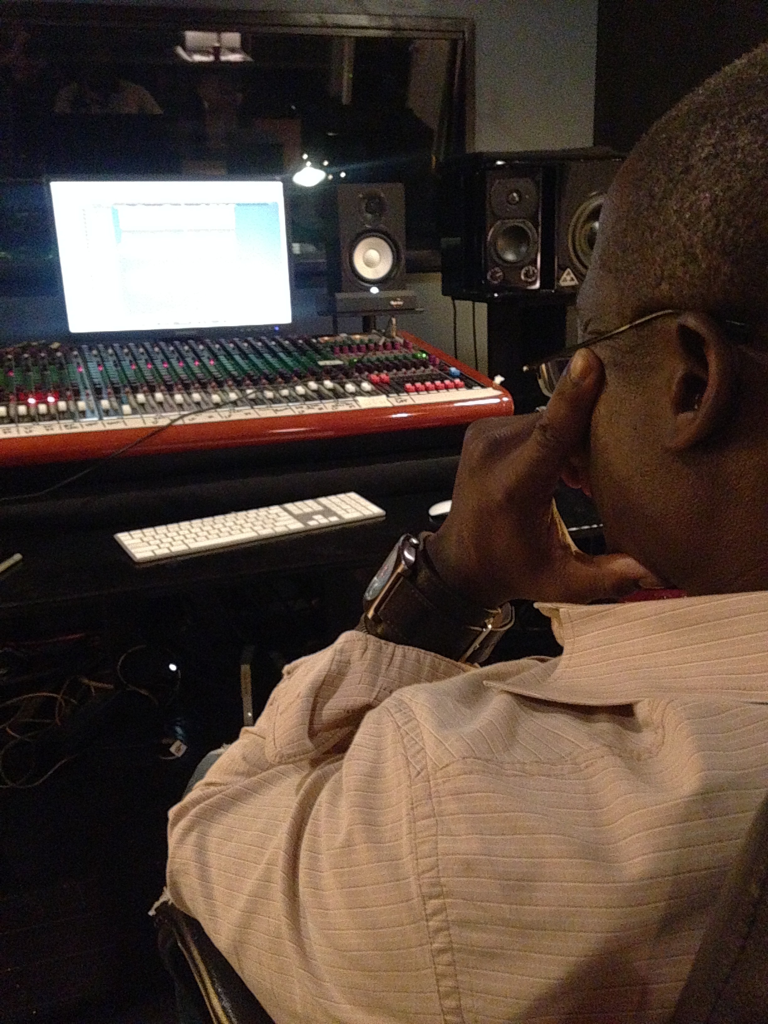 Mixing at Ultimate Studios, Inc with Leslie Jones of Right Hand Rule